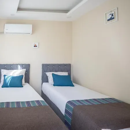 Abc Aparthotel *